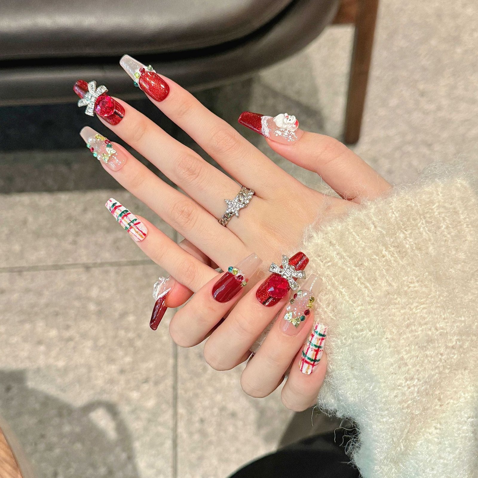 Luxury Santa Christmas Press‑On Nails – Red Plaid & Bow Design - Image 2