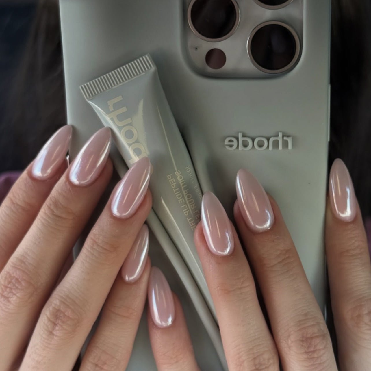 Simple bare powder solid color coating flash almond press-on nails - Image 6