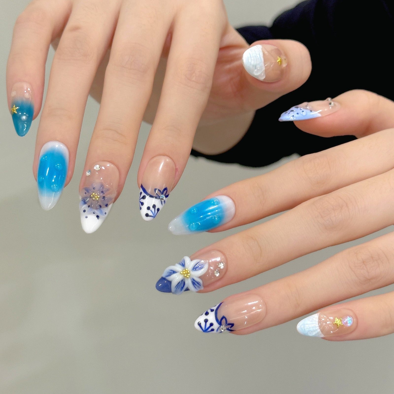Blue Floral Gradient Chic Summer Press On Nails - Image 2